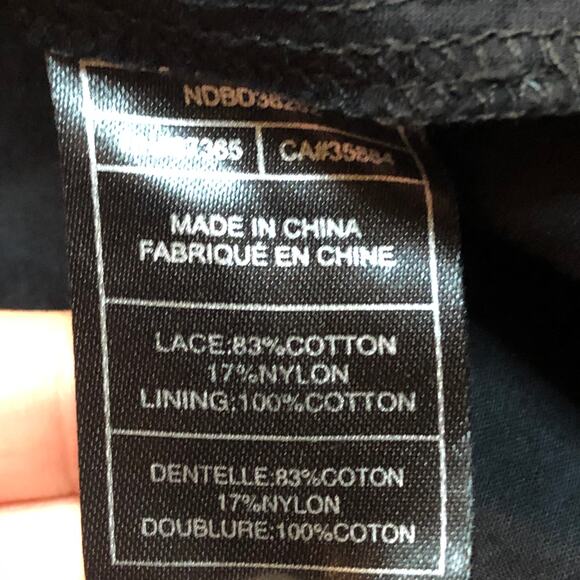 BB Dakota Sleeveless Crochet Lace Black Dress - Picture 10 of 15